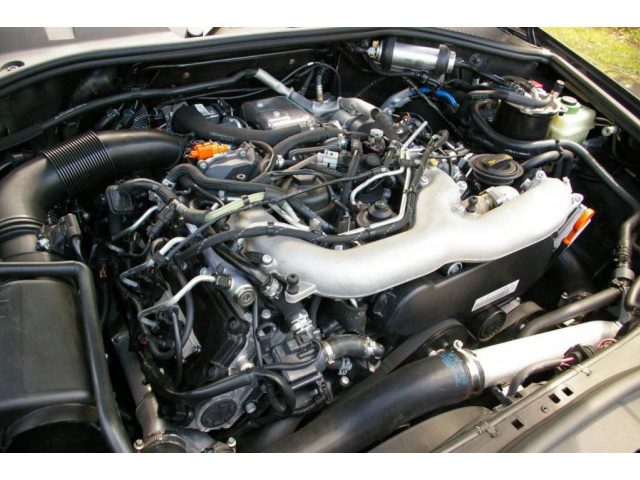 Двигатель VW TOUAREG 3.0 TDI 224 KM 05 поврежденный!!!