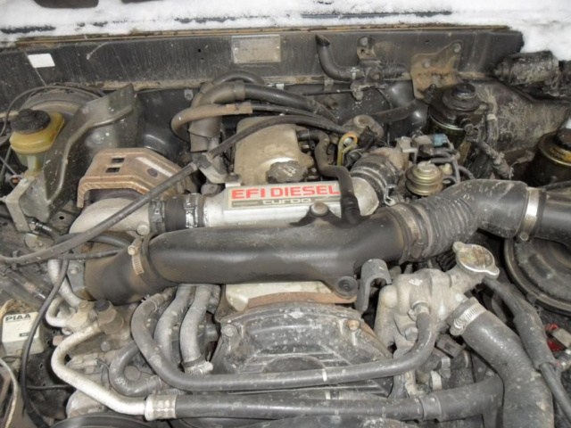 Toyota hilux 4runner toyta 2.5 efi tdi - двигатель
