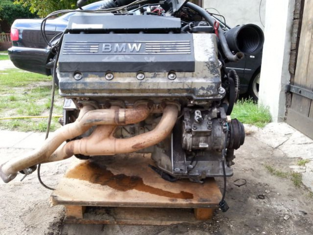BMW E38 m60b40 4.0 двигатель