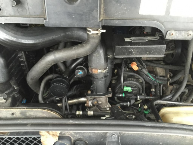 Двигатель + коробка передач Citroen C8 2.2 HDI