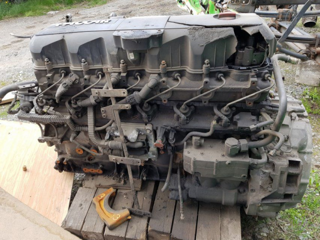 Двигатель DAF 105 поврежденный