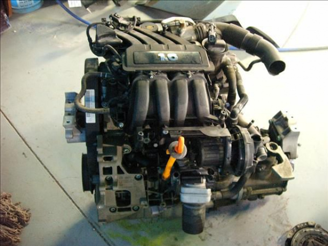 Двигатель VW GOLF V TOURAN SEAT ALTEA LEON 1.6 8V BGU
