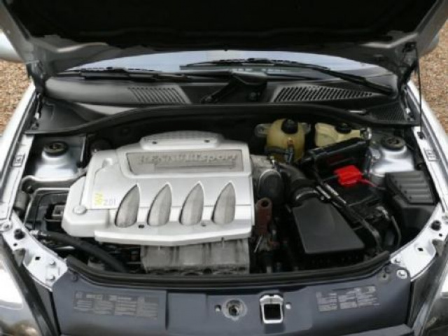 Двигатель RENAULT CLIO SPORT II RS PH2 2.0 16V F4R