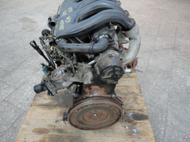 Peugeot 1.9D двигатель DW8 WJY z насос i wtryskami