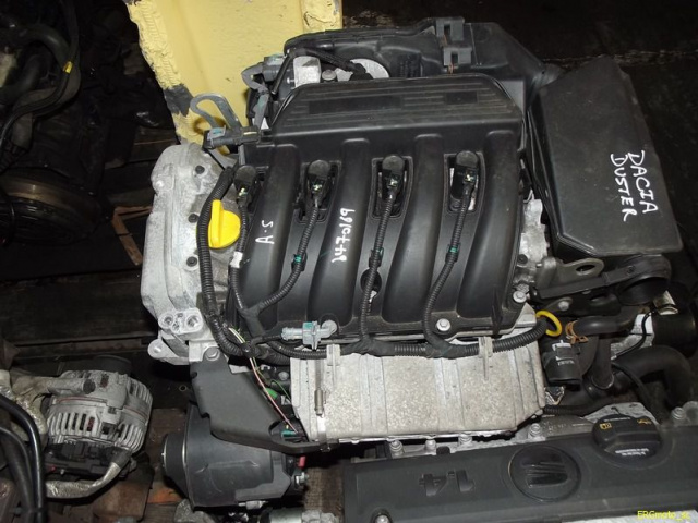 Двигатель + навесное оборудование K4M696 Dacia Duster Logan 1.6 16V