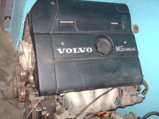 VOLVO S40 V40 96-00 двигатель 1, 6 бензин B4164S