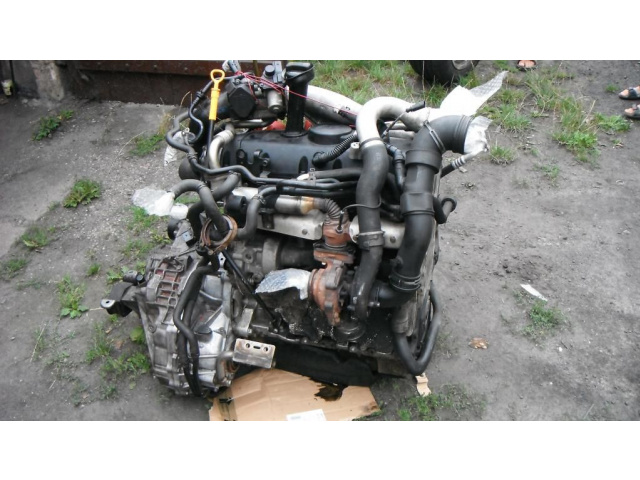 VW MULTIVAN T5 2.5 TDI 174 KM двигатель коробка передач BPC