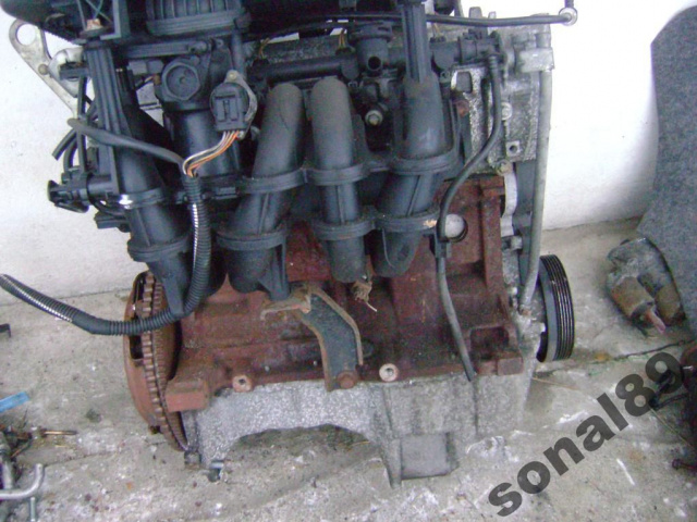 Двигатель 1.4 8v RENAULT CLIO II THALIA в идеальном состоянии 68tys.