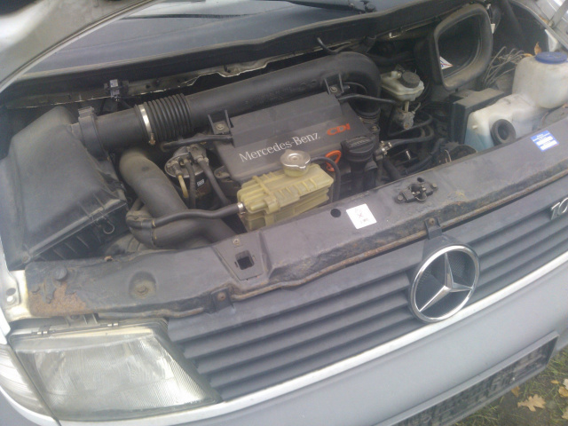 Mercedes Vito двигатель 2.3