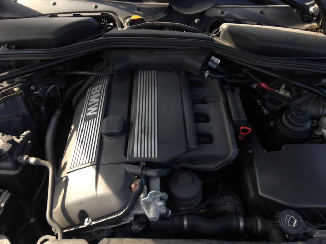 BMW E60 E61 525i двигатель 2.5i M54 192KM