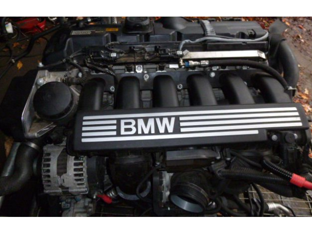 BMW E90 E91 E92 E93 325i 323i двигатель N52
