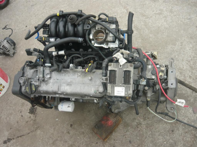Двигатель FIAT DOBLO LINEA гур 1.4 56 тыс KM