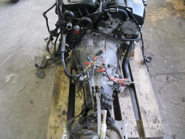 Двигатель BMW 318i бензин E46 N42B20 VALVETRONIC