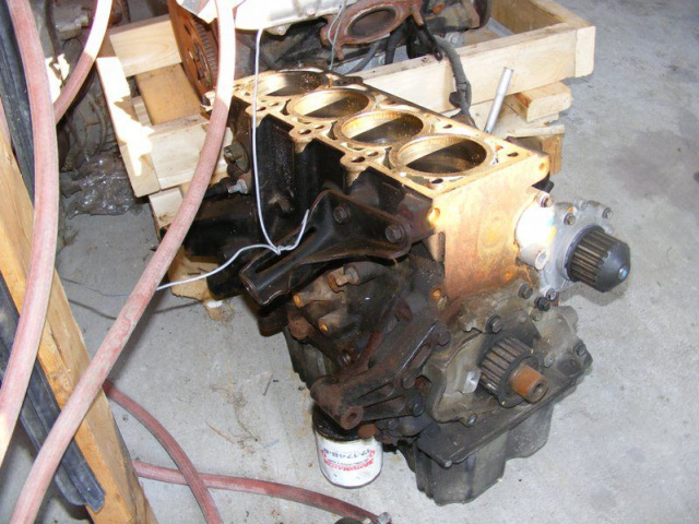 DODGE NEON CHRYSLER 1994 - 1998г. двигатель 2.0