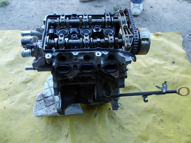 CITROEN C1 PEUGEOT 107 TOYOTA AYGO 1.0 12V двигатель