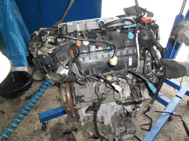 Двигатель ALFA ROMEO 156 2.0 16V TWIN SPARK 2000r