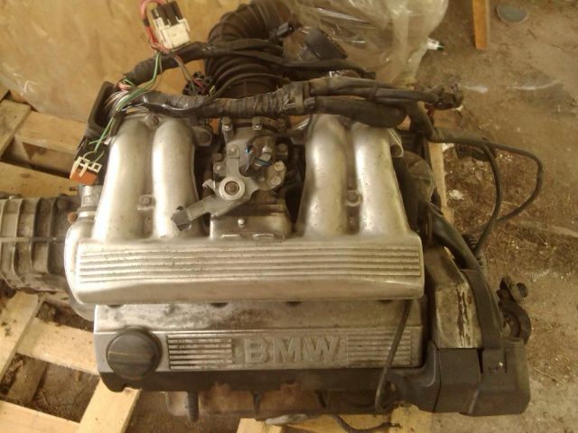 BMW E30 двигатель в сборе + коробка передач M40B18 318i