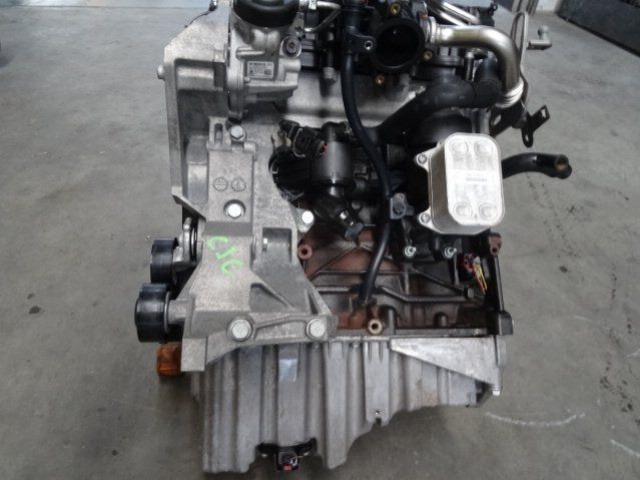 AUDI A4 A6 CJC двигатель в сборе 2.0TDI CR
