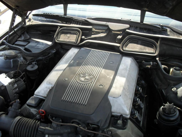 Двигатель BMW 7 E38 735I 3.5l 238KM 98г.