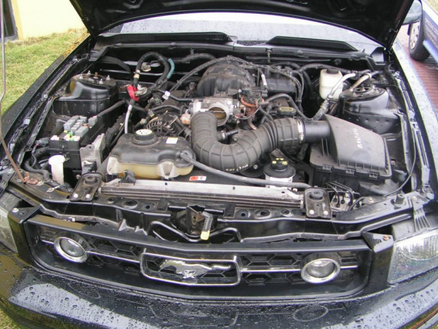 Двигатель FORD MUSTANG 4.0 V6 2005-2009 год