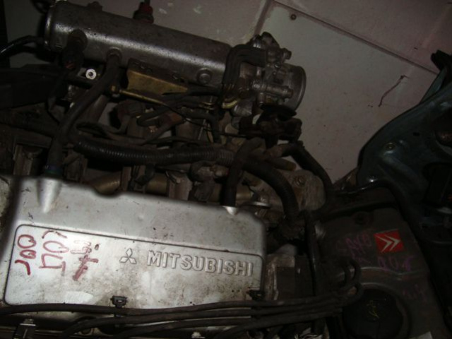Двигатель MITSUBISHI COLT 1.5 00г.