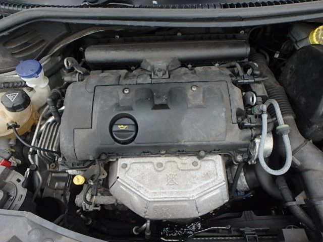 Peugeot 207 двигатель 1, 4 16V бензин PSA8FS 65tys km