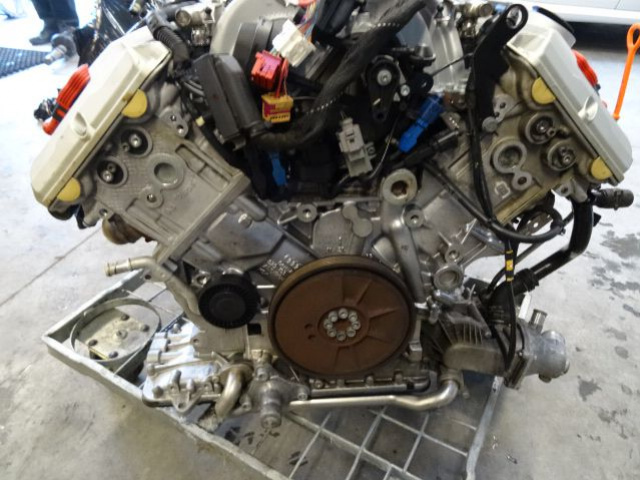 AUDI S4 4.2 двигатель в сборе BBK