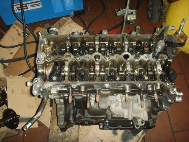 Двигатель TOYOTA AURIS AVENSIS COROLLA RAV IV 2.2 D4D