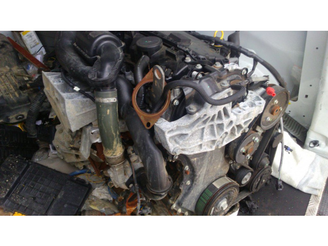 Renault Trafic двигатель в сборе 2.0 dci 115 л.с. 12-