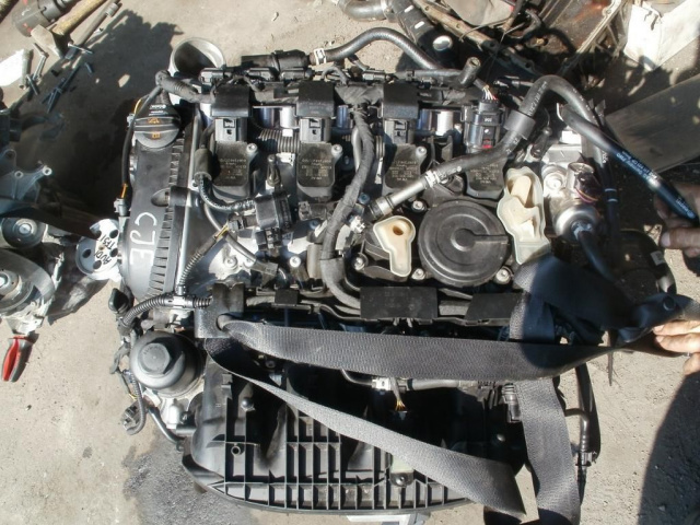 Audi A4 A5 Q5 1.8 TFSI двигатель в сборе модель CJE