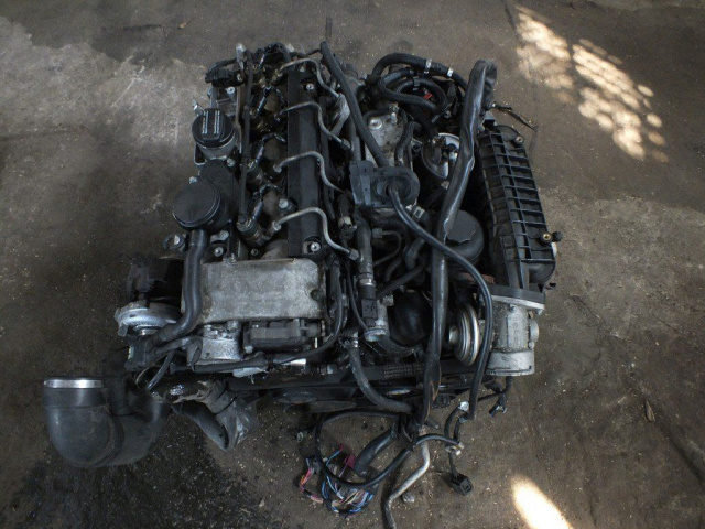 Mercedes Sprinter Vito двигатель 2.2CDI 611962 w203