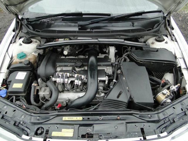 Volvo S60 V70 T5 двигатель B5244T5 2.4T 260KM