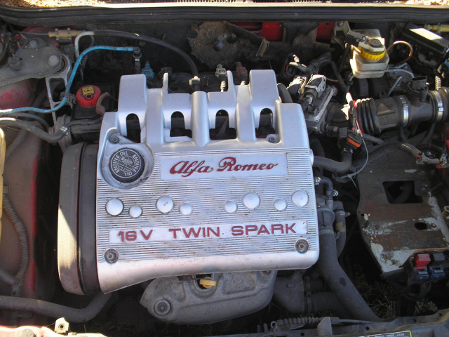 Двигатель 1.4 16V TWIN SPARK ALFA ROMEO 145 146 отличное