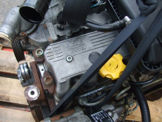 Двигатель CHRYSLER VOYAGER 2, 5 TD VM 2000 r.