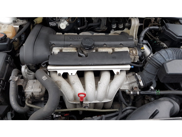 Двигатель VOLVO S60 V70 XC70 2, 4 бензин 170 в сборе