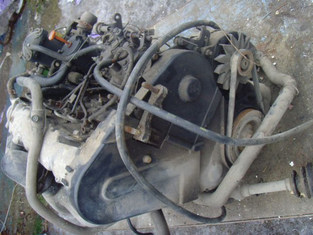 Двигатель ze коробка передач 1, 8 Citroen C15 98г..