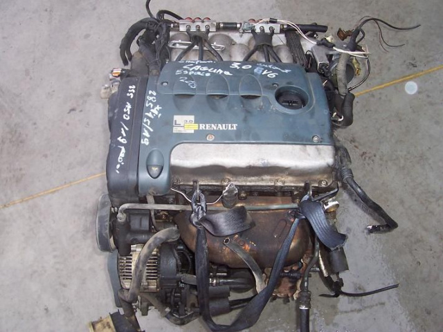 RENAULT LAGUNA SAFRANE 3.0 V6 24V - двигатель RADOM