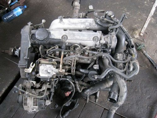 Двигатель RENAULT VOLVO V40 S40 CARISMA 1.9 TDI F8T