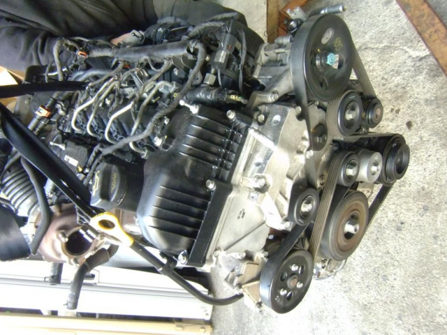 KIA SORENTO 09-13 - двигатель в сборе 2.2 CRDI