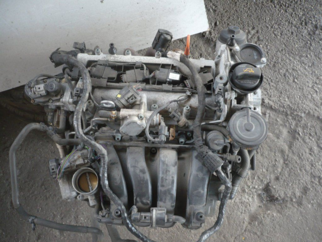 VW GOLF 5 двигатель 1.6 FSI
