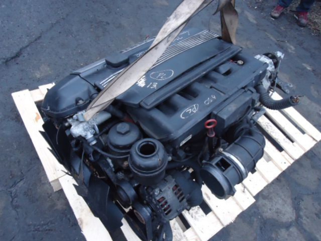 Двигатель в сборе BMW 325 525 E39 E46 E38 2.5 i 01г.