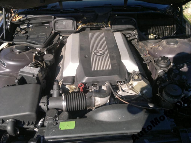 BMW E38 730 двигатель 308S1 исправный z DE bez gazu !