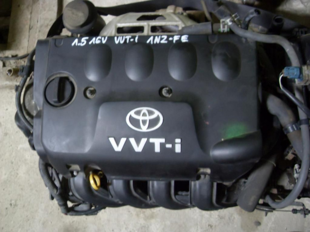 TOYOTA YARIS 1.5 16v VVT-I двигатель в сборе 1NZ FE