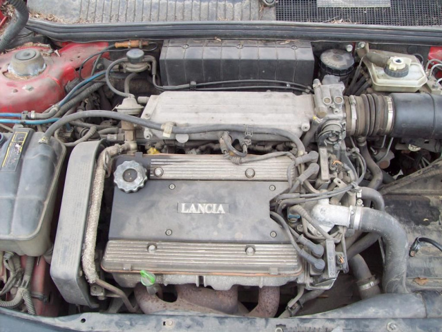 Двигатель - LANCIA DELTA 1, 8 бензин 93 99