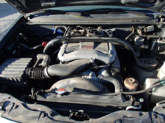 SUZUKI GRAND VITARA 2.5 V6 двигатель пробег 40 тыс