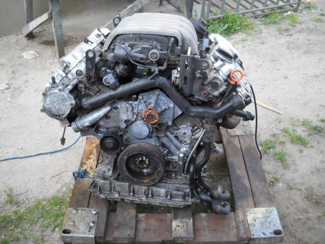 Двигатель Audi A6 FSI AUK