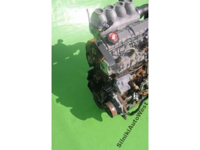 RENAULT MEGANE CLIO KANGOO двигатель 1.9 D F8Q A 700