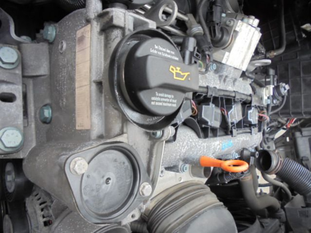 VW TOURAN 1.6 FSI двигатель 80 тыс KM BAG
