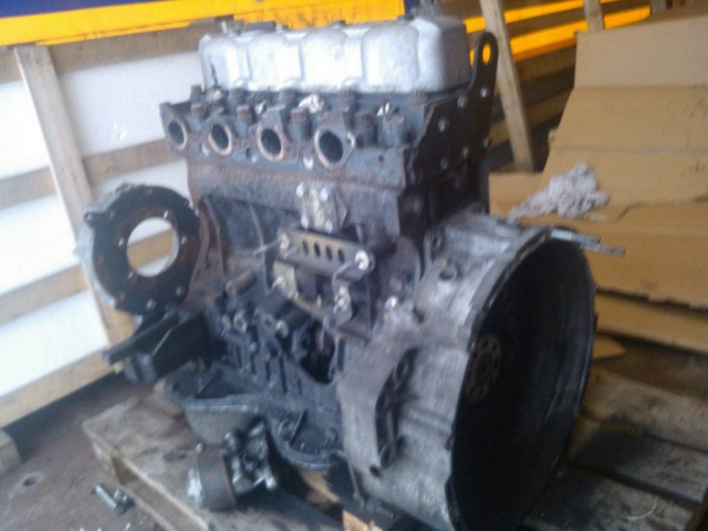 Двигатель RENAULT MIDLUM 180-GLOWICA