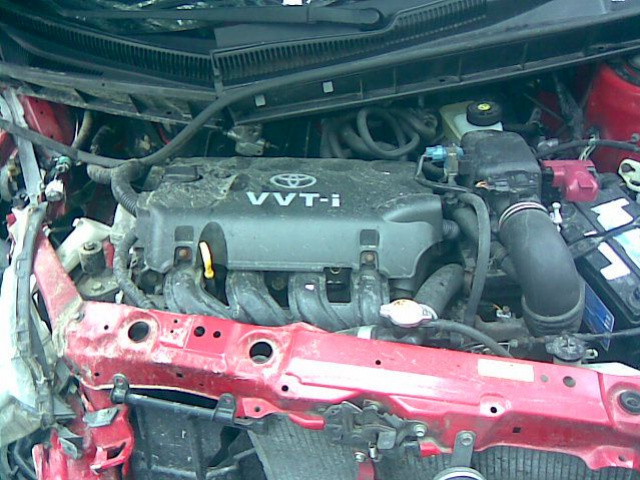 Toyota двигатель TOYOTA YARIS VERSO 1.3 VVTI 2001г.